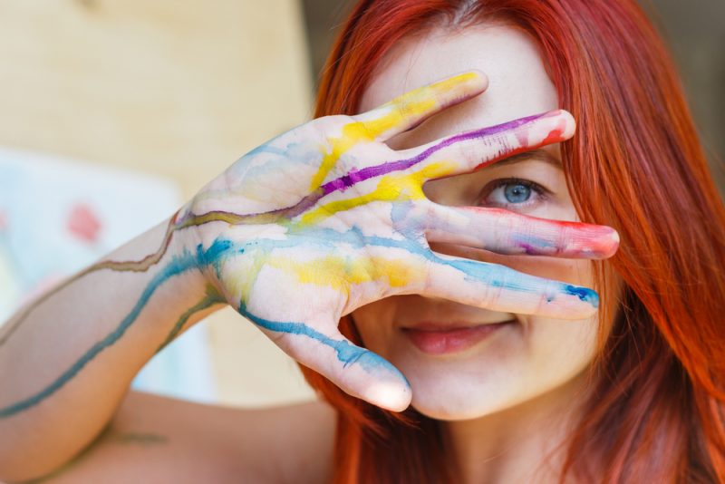 Menschen mit kreativen Hobbys weisen ein geringeres biologisches Gehirnalter auf!